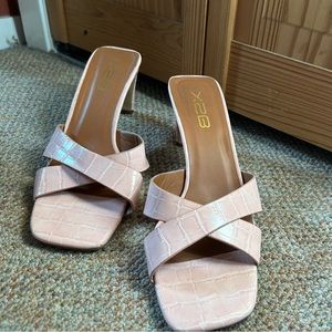 Retro style - pink heels